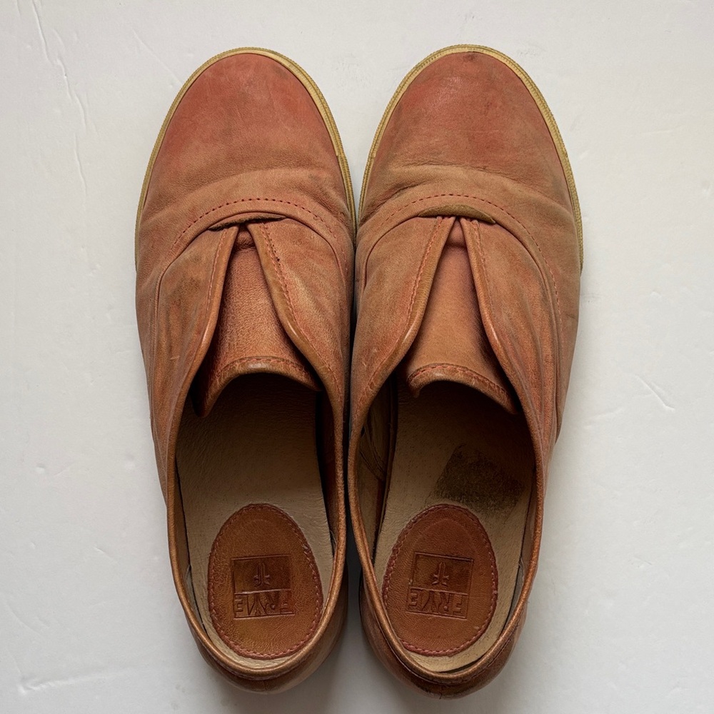 Frye Women's Mindy Pinky/Tan Leather Athletic Slip-Ons Size 7.5